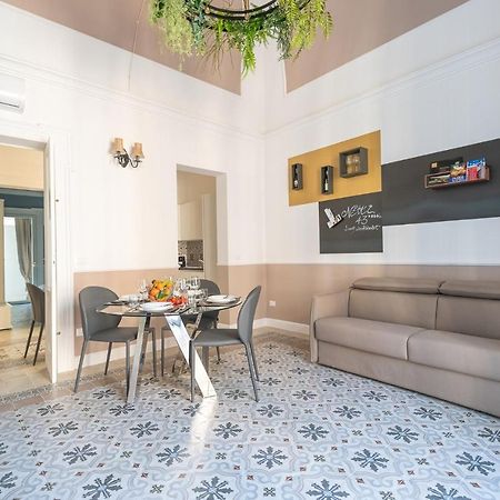 Nitti43 Luxury Apartment 타란토 외부 사진